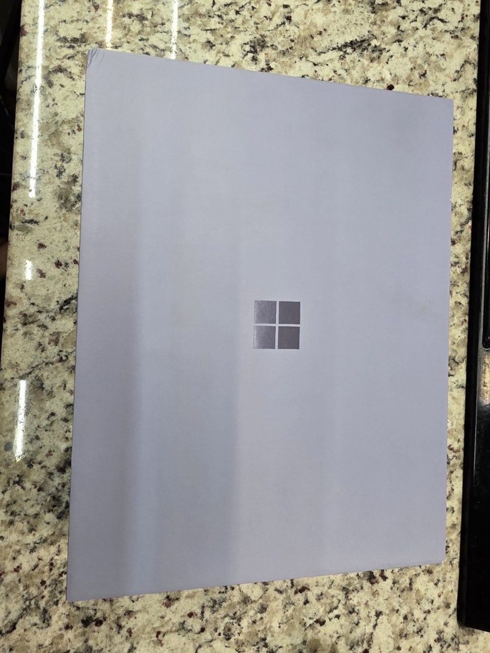 Microsoft Surface Laptop - violet